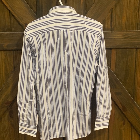 Tommy Hilfiger button up shirt NWT - Picture 2 of 3